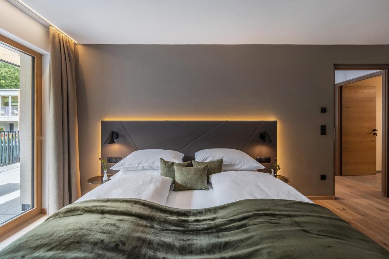 Maraias - Luxury Suites & Apartments Burgusio Bagian luar foto